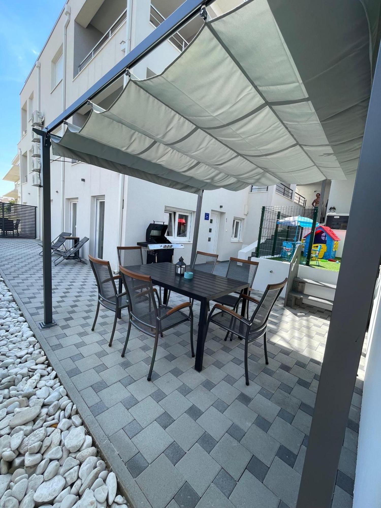 Delux Apartment Eva Trogir Exterior foto